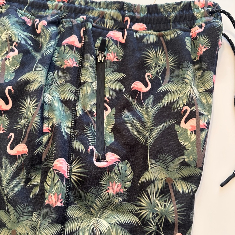 Burnside Lounge Shorts/Flamingo and Palms/ Cotton Stretch Fleeced waist 36 NWOT - Picture 7 of 10